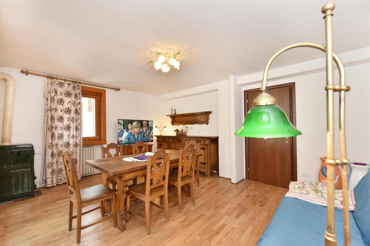 Residence Castelli Бройл-Червиня Екстериор снимка