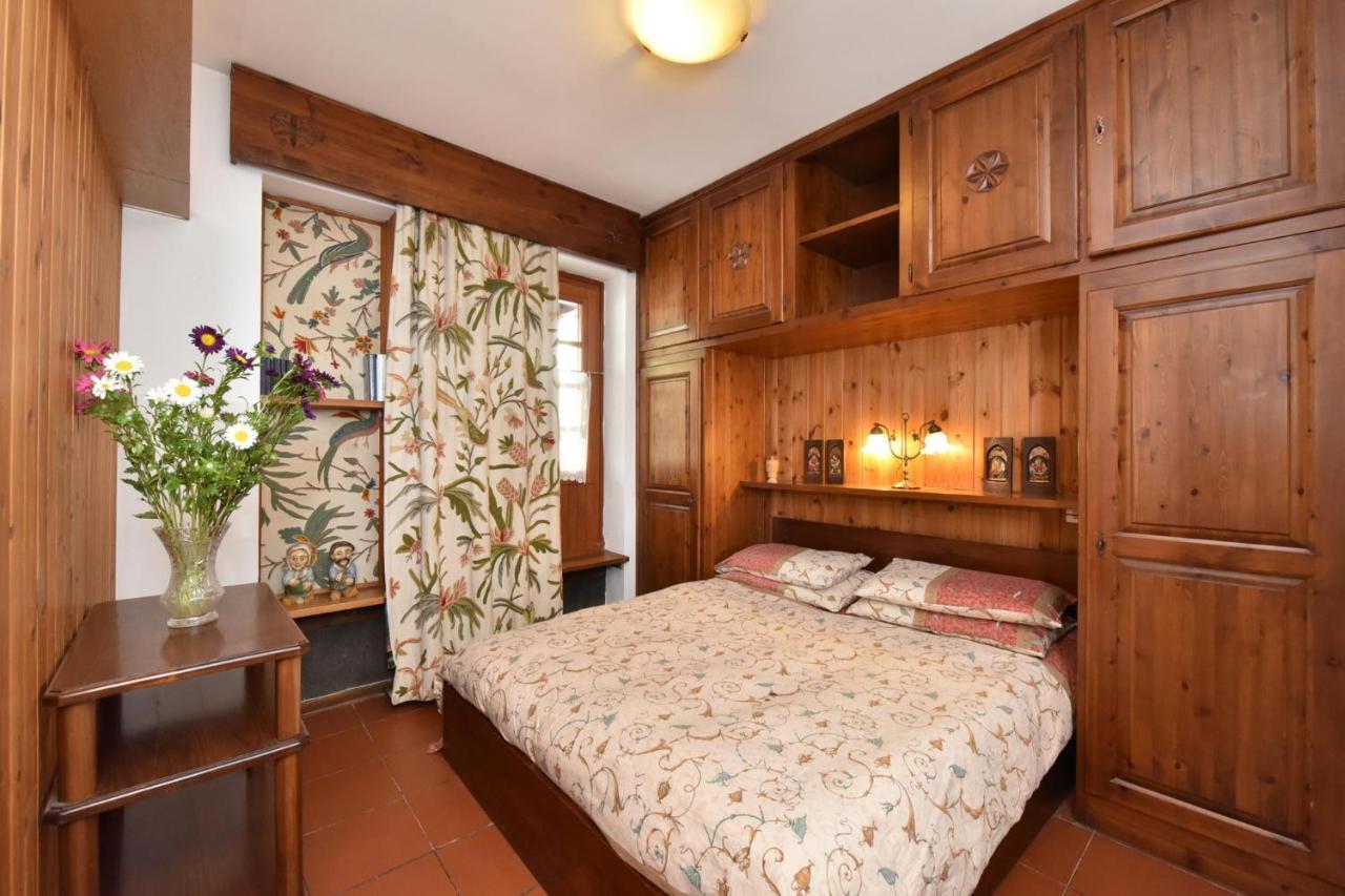Residence Castelli Бройл-Червиня Екстериор снимка